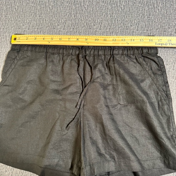 Tommy Bahama Women’s Palmbray High Waist Linen Shorts - Picture 13 of 16